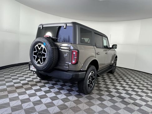 New 2025 Ford Bronco Outer Banks image 5