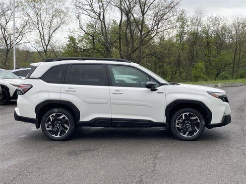 New 2026 Subaru Forester Touring AWD/4WD image 6