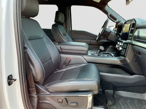 Used 2024 Ford F150 Lariat w/ FX4 Off-Road Package image 26