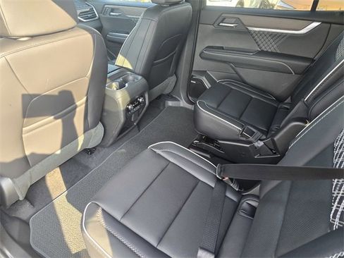 New 2026 GMC Acadia Denali image 11