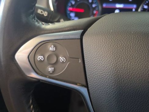 Used 2021 Chevrolet Traverse LT w/ LPO, Floor Liner Package AWD/4WD image 28