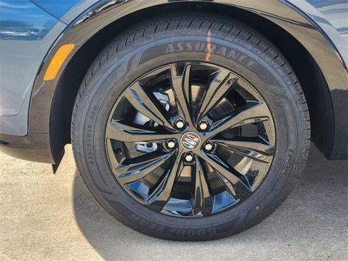 New 2026 Buick Envista Sport Touring image 7