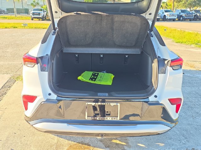 New 2026 Buick Envista Sport Touring w/ Convenience II Package FWD image 6