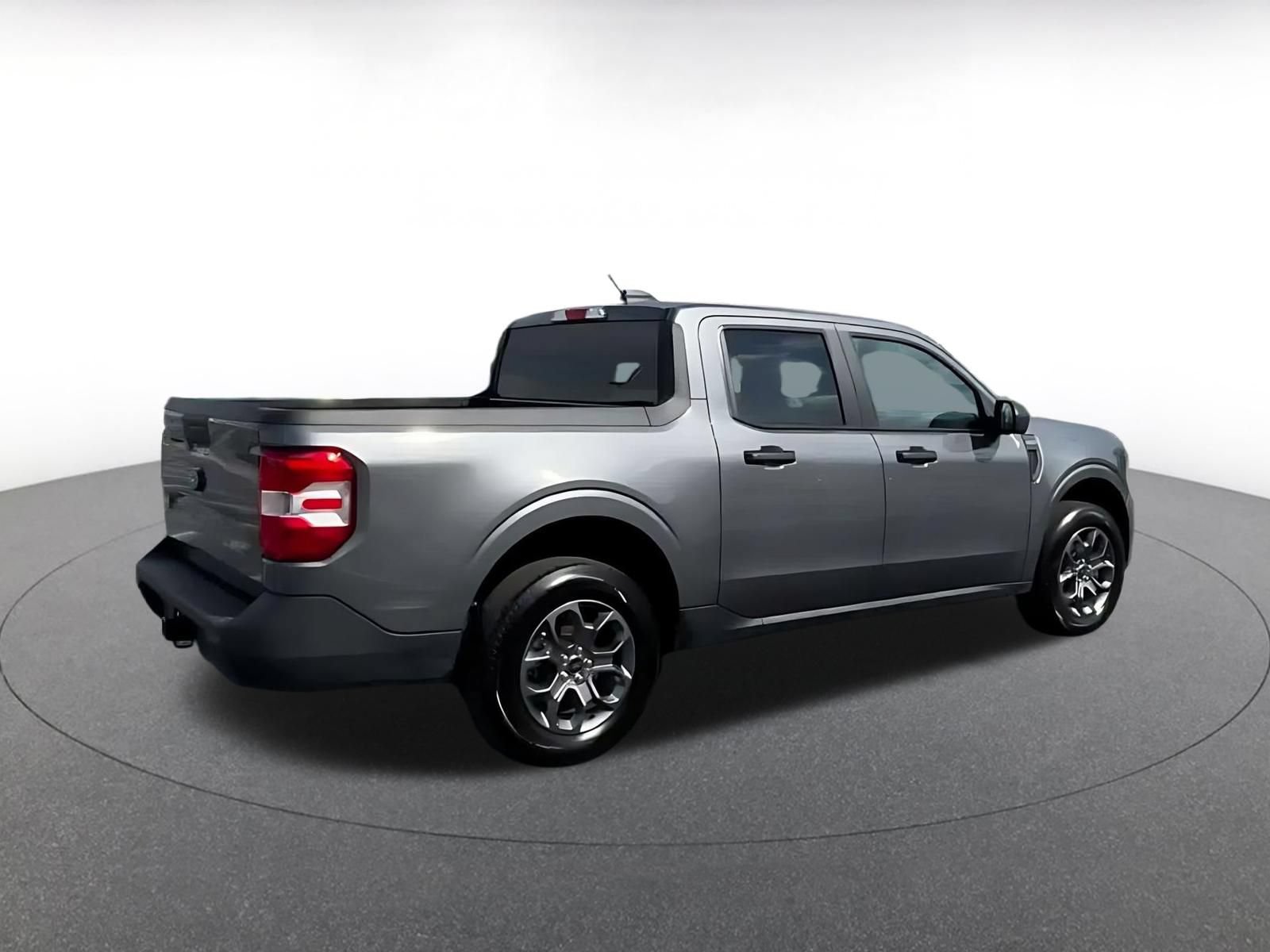 Used 2026 Ford Maverick XLT FWD image 10