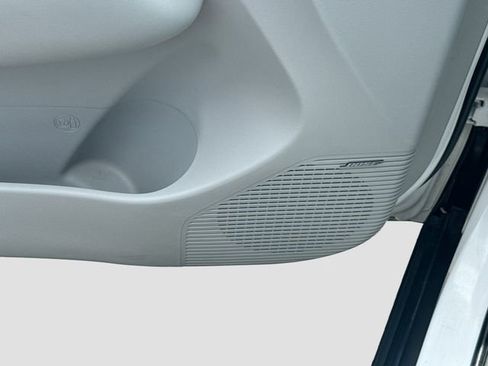 Used 2024 Hyundai Kona Limited FWD image 18