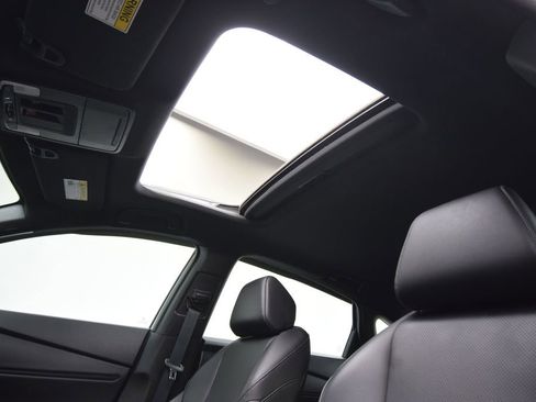 Used 2023 Honda Accord Sport image 19