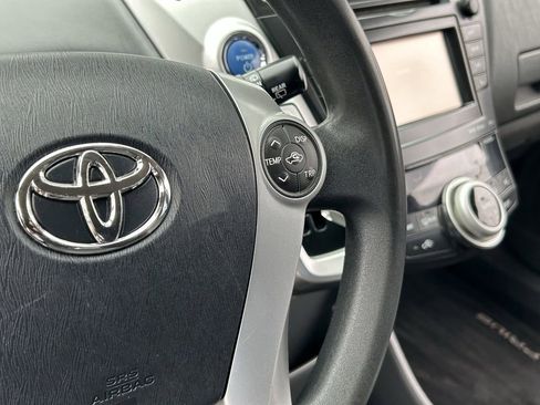 Used 2012 Toyota Prius V Three image 22