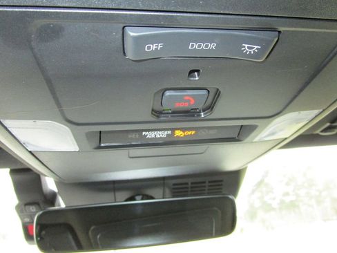 Used 2024 Toyota Tacoma SR5 image 38