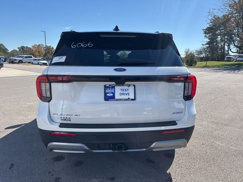 New 2026 Ford Explorer Platinum AWD/4WD image 7