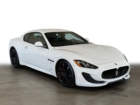 Used 2014 Maserati GranTurismo Sport image 3