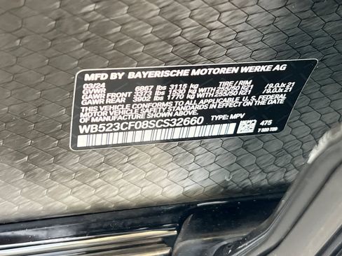 Used 2025 BMW iX xDrive50 w/ Premium Package AWD/4WD image 31