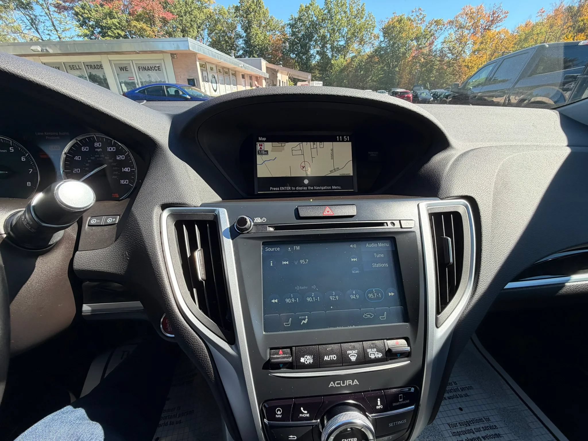 Used 2018 Acura TLX w/ Technology Package FWD image 25