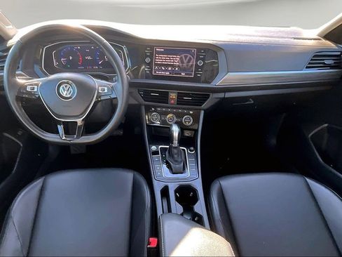 Used 2019 Volkswagen Jetta SEL w/ Cold Weather Package image 7