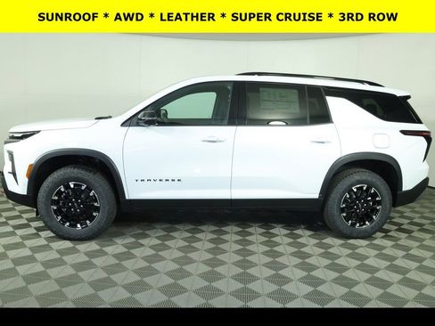 New 2026 Chevrolet Traverse Z71 w/ Enhanced Driving Package image 5