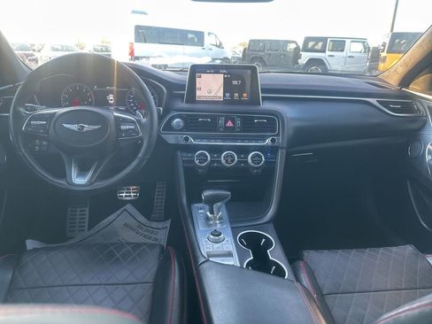 Used 2019 Genesis G70 2.0T Advanced w/ Sport Package image 15