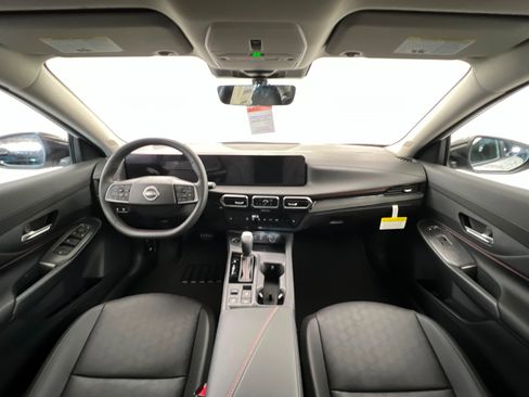 New 2026 Nissan Sentra SR w/ SR Premium Package image 9