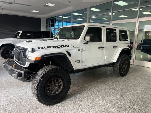 Used 2021 Jeep Wrangler Unlimited Rubicon AWD/4WD image 2