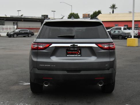 Used 2019 Chevrolet Traverse LT w/ LPO, Floor Liner Package image 7