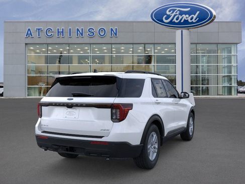 New 2026 Ford Explorer Active image 8