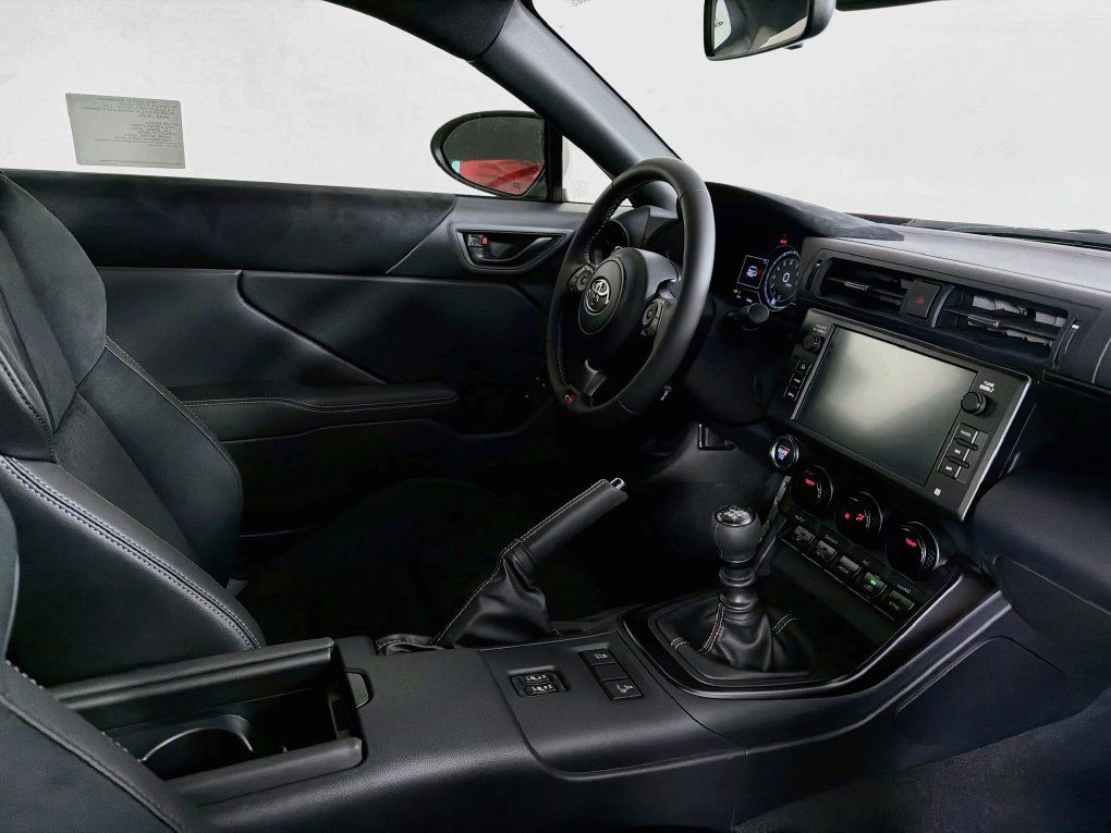 New 2027 Toyota GR86 Premium RWD image 30