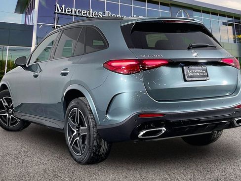 Used 2026 Mercedes-Benz GLC 300 4MATIC image 3