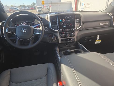 New 2026 RAM 1500 2WD Crew Cab image 5