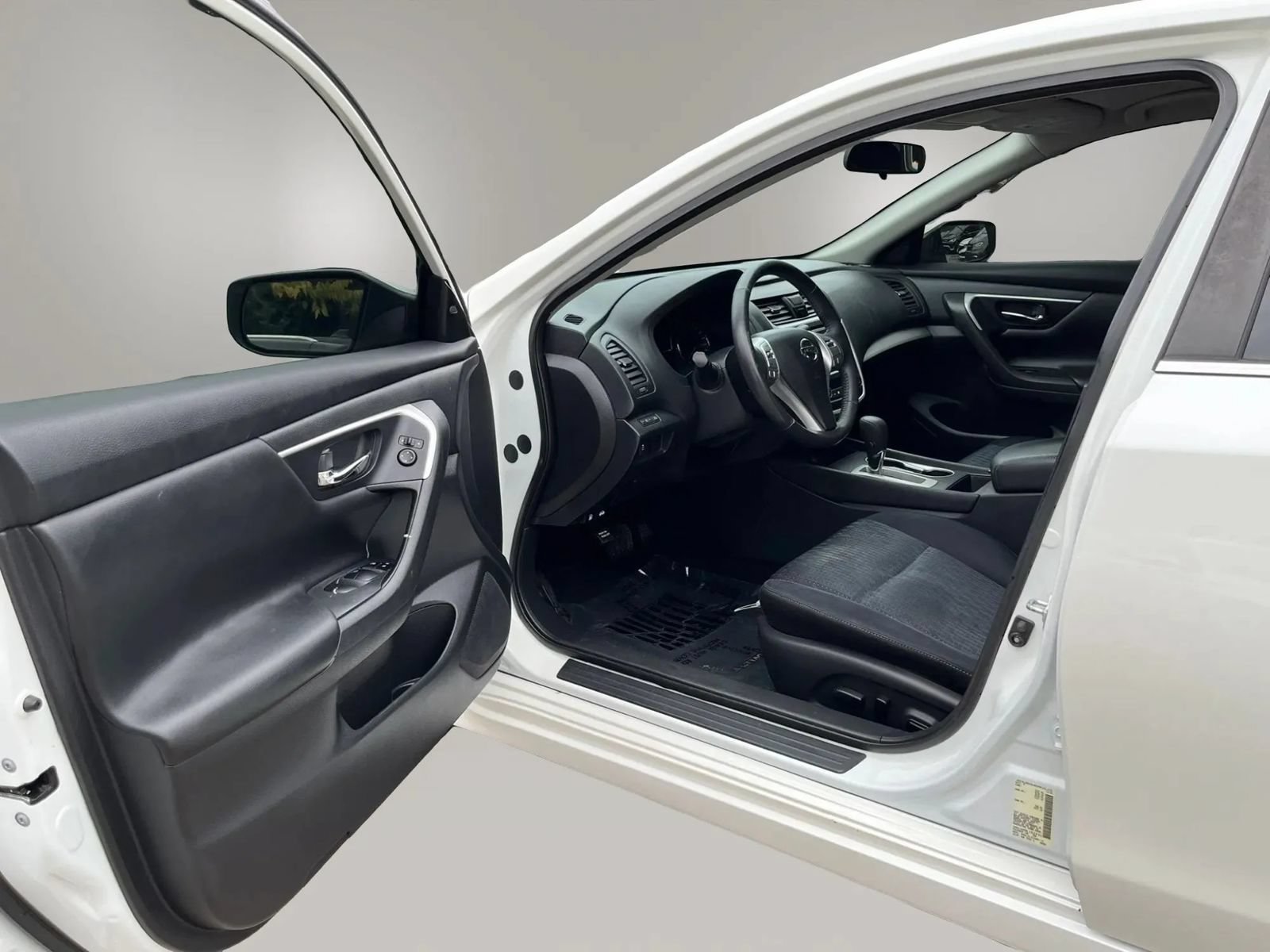 Used 2017 Nissan Altima 2.5 SV FWD image 10