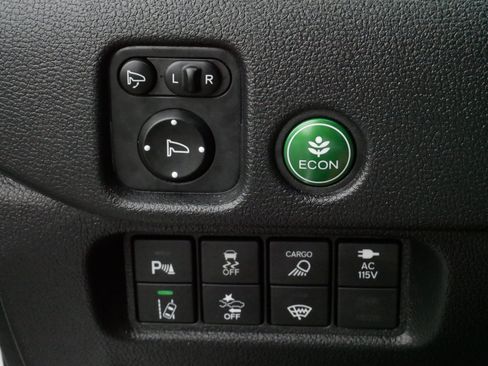 Used 2024 Honda Ridgeline Black Edition image 28