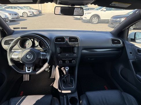 Used 2014 Volkswagen GTI Driver's Edition image 9