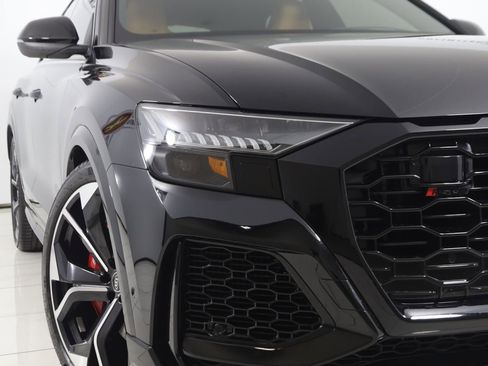 Used 2023 Audi RS Q8 w/ Black Optic Package AWD/4WD image 21
