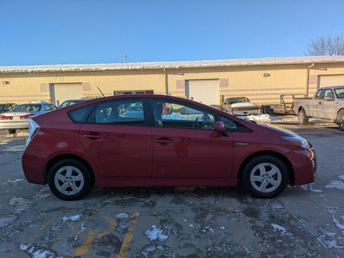 Used 2010 Toyota Prius Five image 4