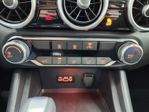 Used 2023 Nissan Sentra SV image 16