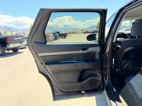 Used 2022 Hyundai Palisade SE AWD/4WD image 26
