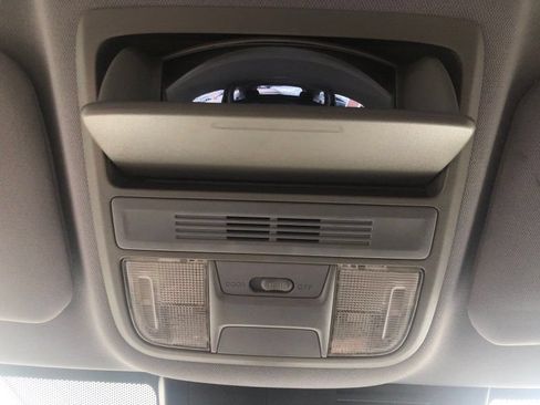 Used 2021 Honda CR-V Special Edition image 19