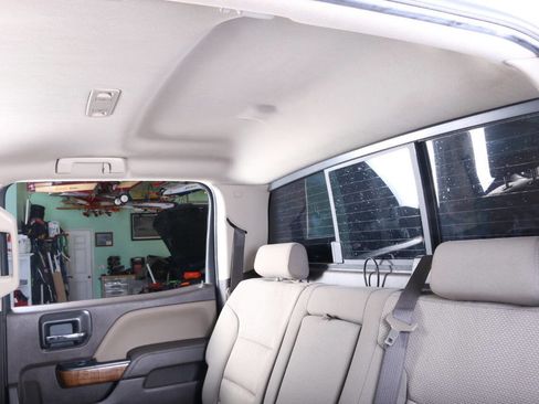 Used 2017 GMC Sierra 1500 SLE w/ SLE Value Package image 38