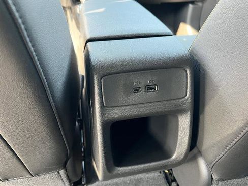 New 2026 Chevrolet Trax LT w/ LT Convenience Package image 15