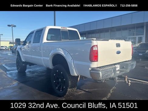 Used 2010 Ford F250 Lariat image 6