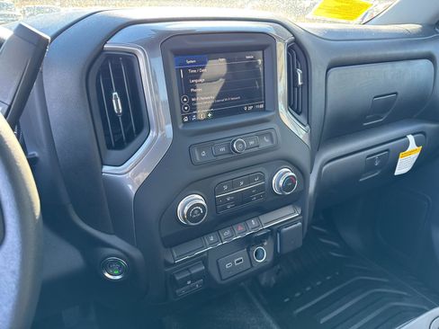 New 2025 GMC Sierra 2500 Pro w/ Convenience Package image 25