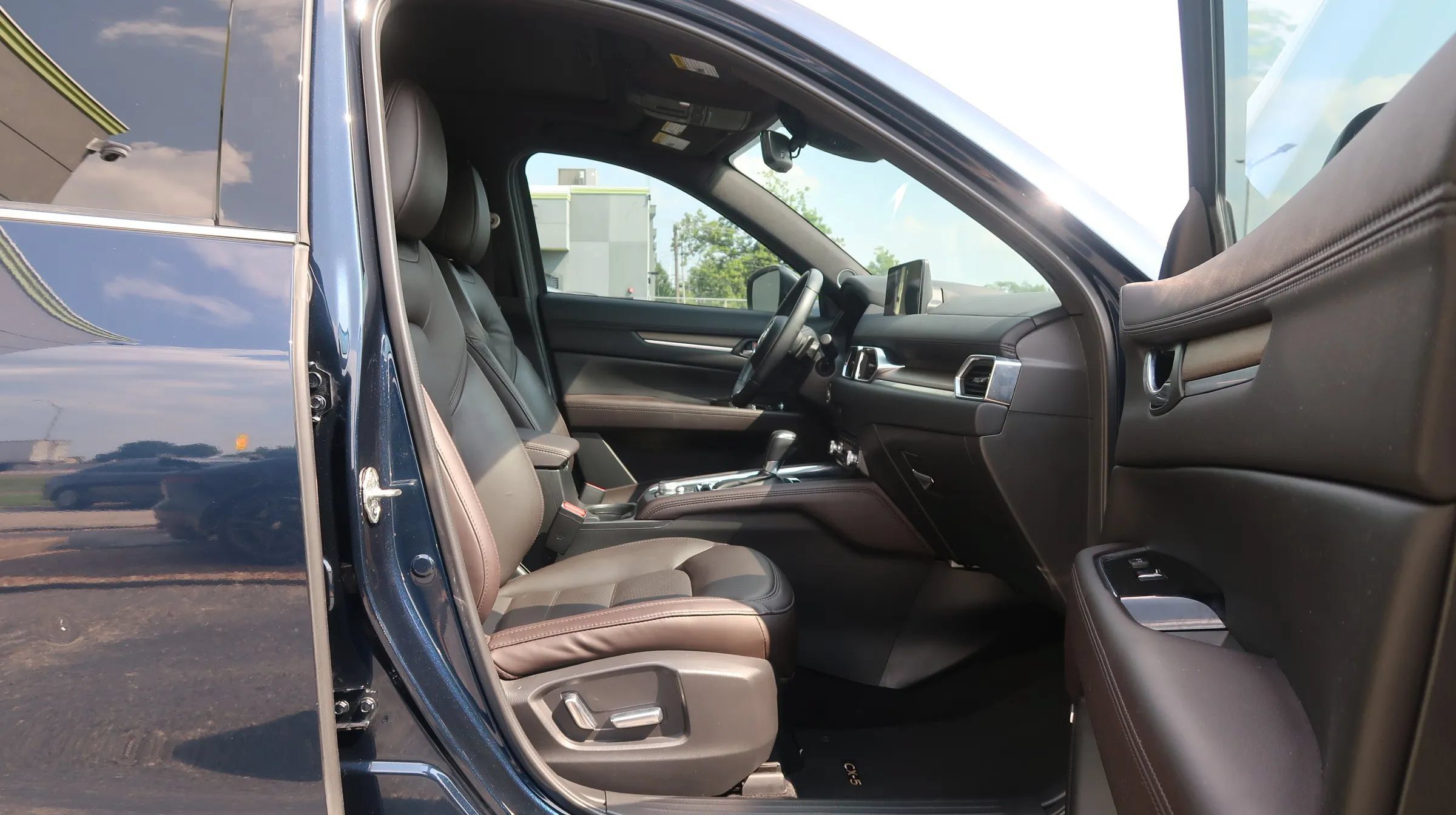 Used 2021 MAZDA CX-5 Signature AWD/4WD image 25