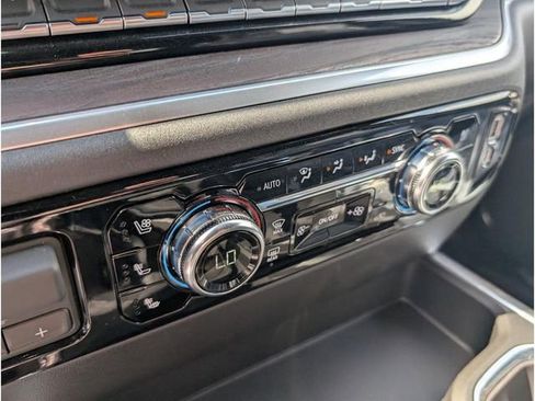 New 2026 GMC Sierra 1500 SLT w/ SLT Premium Plus Package image 24