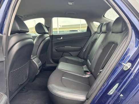 Used 2019 Kia Optima S FWD image 18