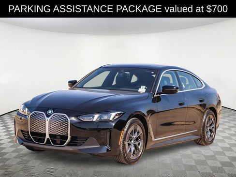 Used 2025 BMW i4 eDrive40 w/ Premium Package RWD image 3