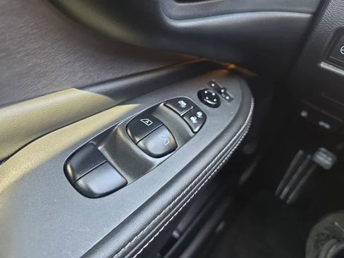 Used 2019 Nissan Murano SL w/ SL Technology Package FWD image 25