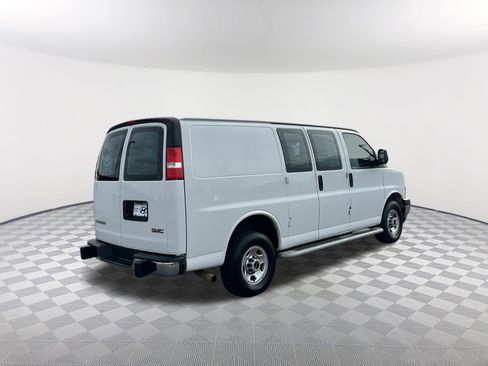 Used 2023 GMC Savana 2500 w/ Driver Convenience Package image 7