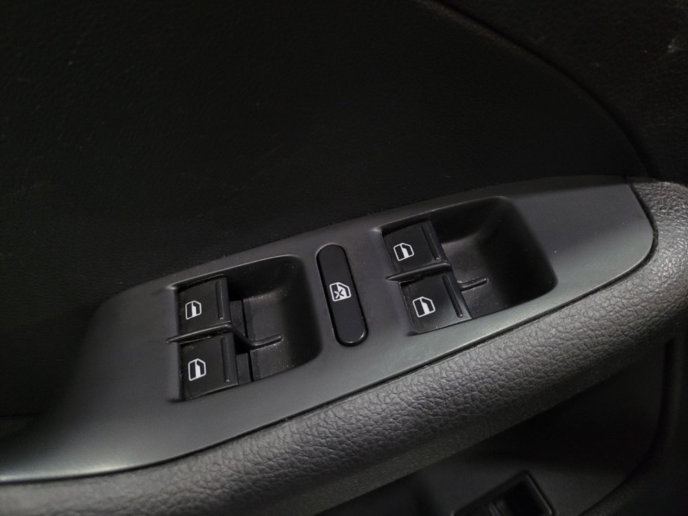 Used 2018 Volkswagen Jetta Sport FWD image 27