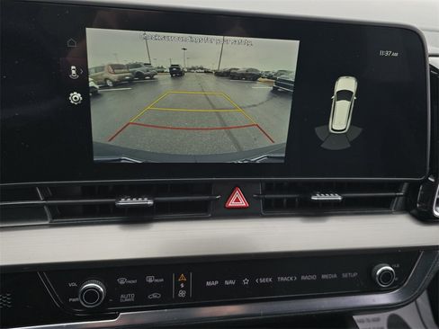 Certified 2023 Kia Sportage EX image 19