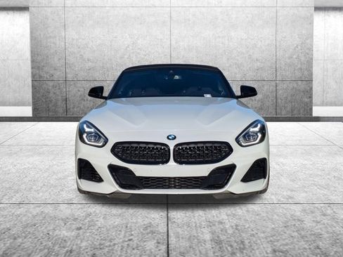 Used 2022 BMW Z4 sDrive30i image 2