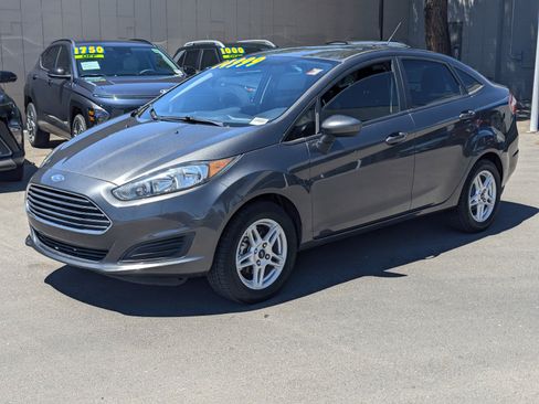 Used 2019 Ford Fiesta SE FWD image 5