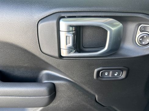 New 2026 Jeep Wrangler Unlimited Sport AWD/4WD image 10