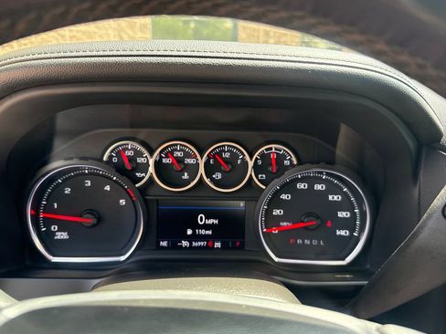 Used 2023 Chevrolet Silverado 2500 LTZ w/ LTZ Convenience Package AWD/4WD image 16